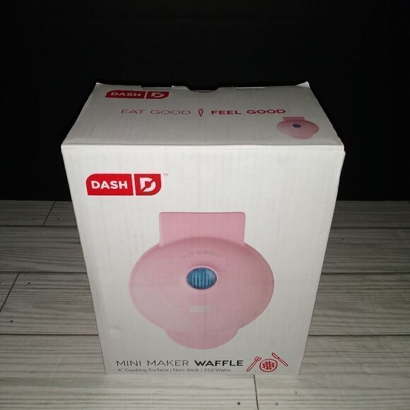 Dash Pink Mini Waffle Maker 4" Cooking Surface Non-stick 350 Watts - Picture 8 of 10